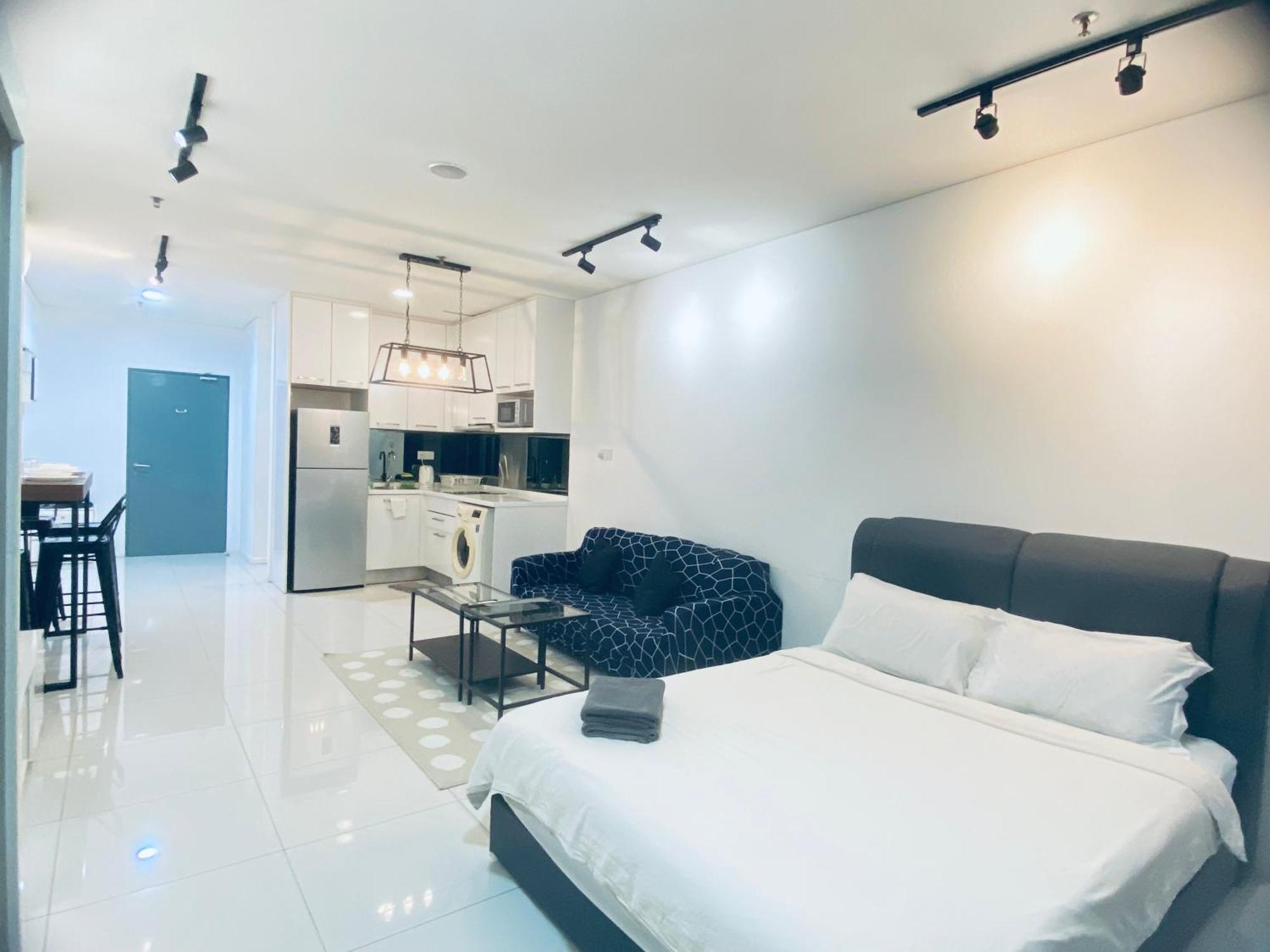 Mercu Summer Suites Klcc By Grihoz Куала-Лумпур Екстер'єр фото